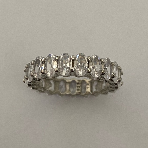 925 Silver band ring oval clear cz stones rhodium plated - Picture 8 of 8